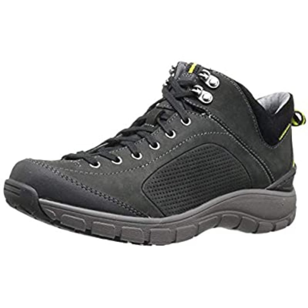 Clarks Women's Wave Hiker Ankle Boot